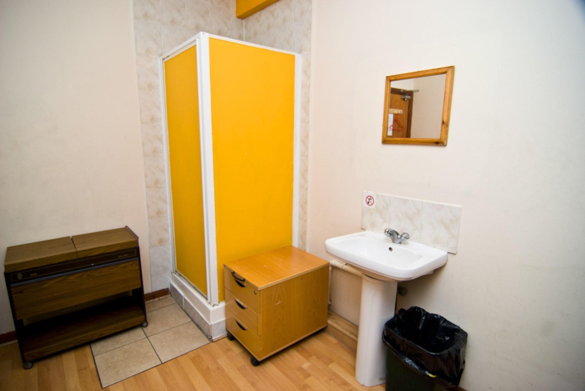 Kensal Green Backpackers Лондон Екстер'єр фото