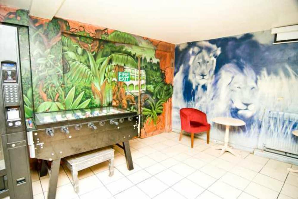 Kensal Green Backpackers Лондон Екстер'єр фото