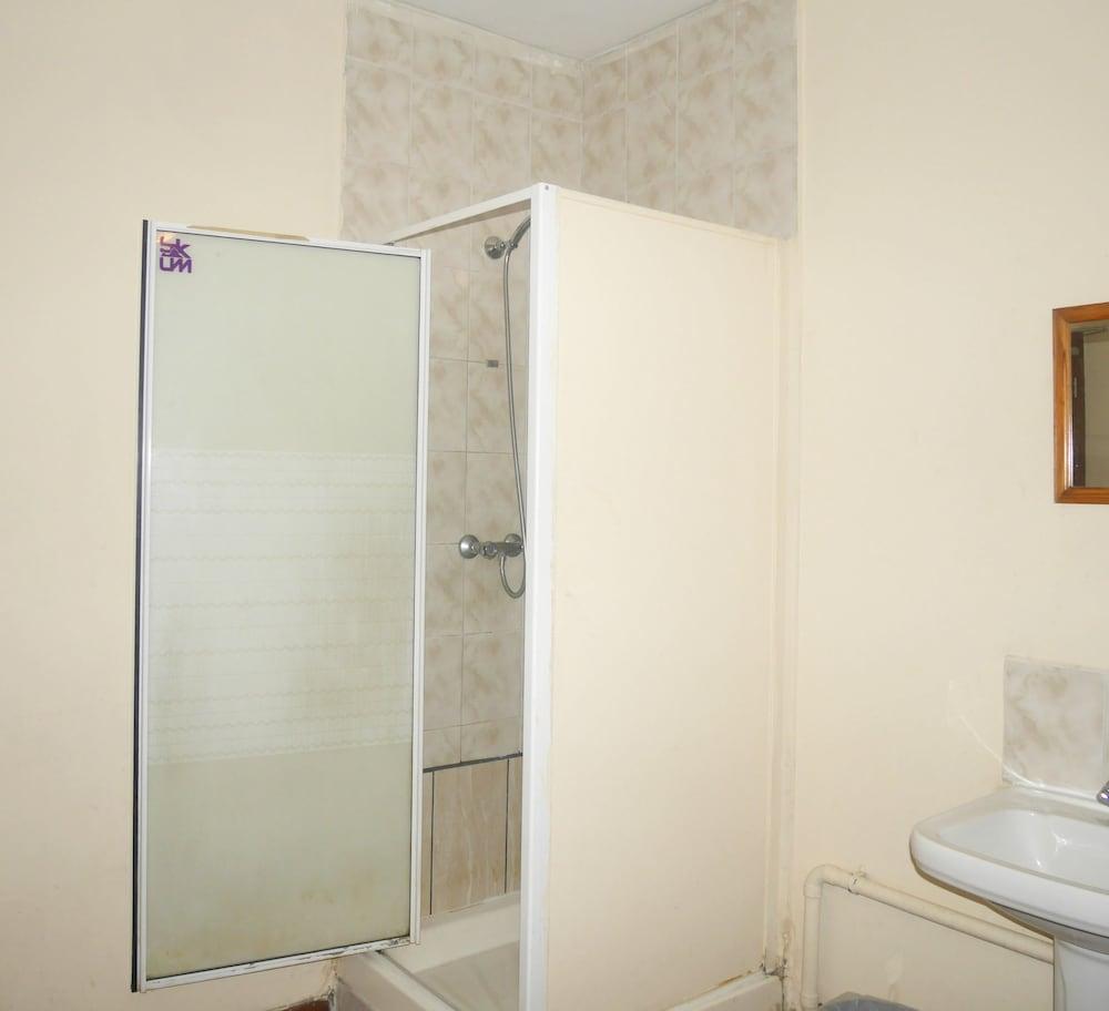 Kensal Green Backpackers Лондон Екстер'єр фото