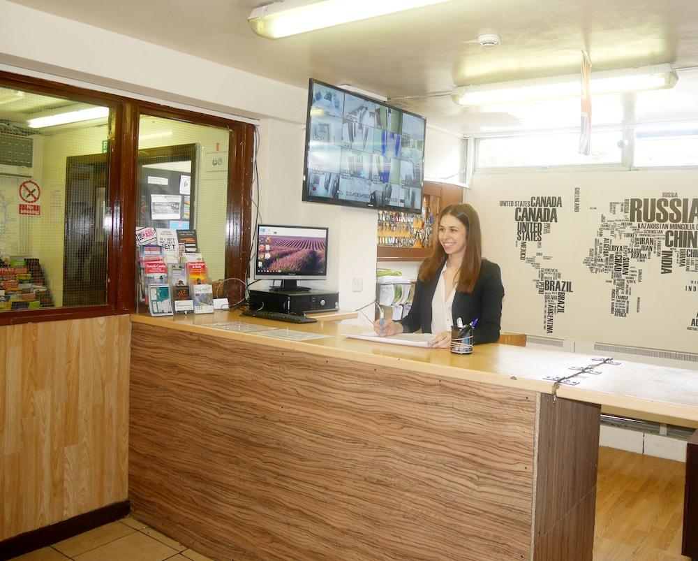 Kensal Green Backpackers Лондон Екстер'єр фото